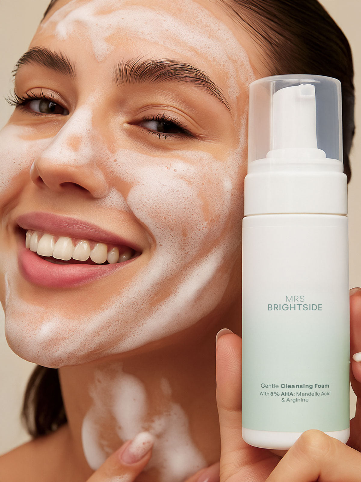 Exfoliant Foam Cleanser 8% – Mrs Brightside tegen Mee-Eters – Sarasin
