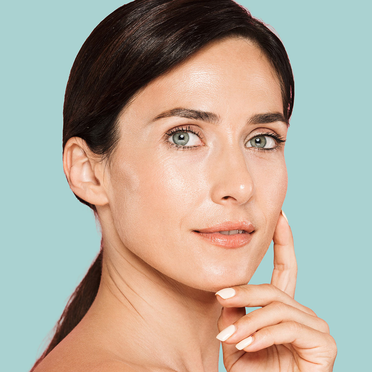 sarasin viscollageen woman glowing skin